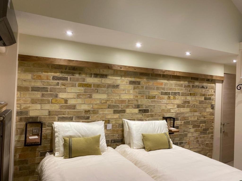 Top Tip Rooms Newmarket Newmarket  Exteriör bild